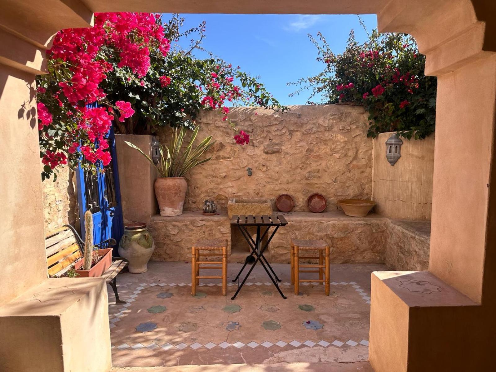Casa Con Vistas Al Mar Y Patio De Buganvillas Aigues Zewnętrze zdjęcie