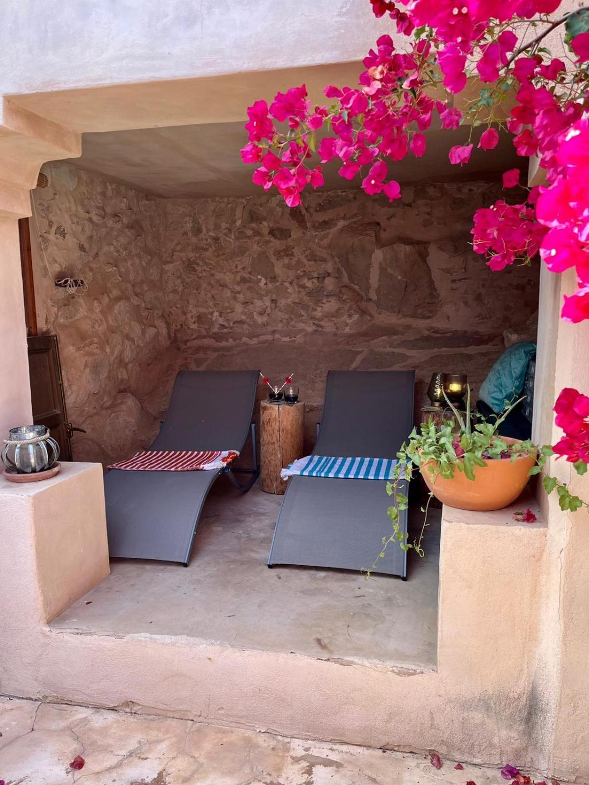 Casa Con Vistas Al Mar Y Patio De Buganvillas Aigues Zewnętrze zdjęcie
